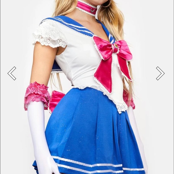 Sailor moon costume - Picture 2 of 4